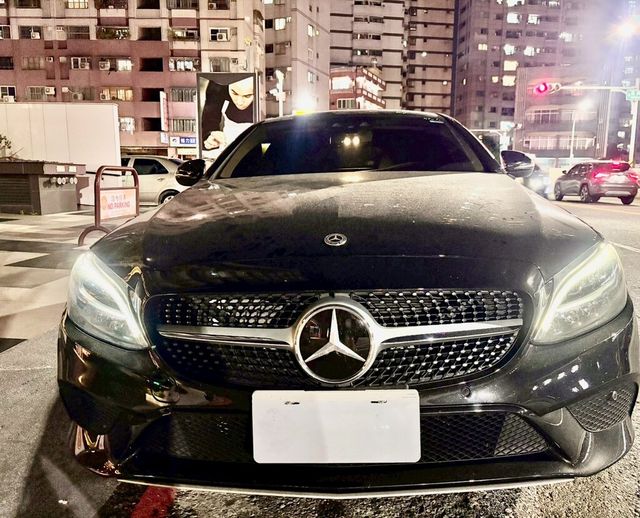 M-BENZ賓士 C180 COUPE  第2張相片