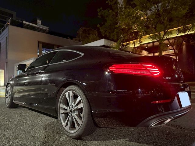 M-BENZ賓士 C180 COUPE  第4張相片