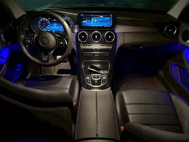 M-BENZ賓士 C180 COUPE  第14張相片
