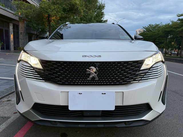 PEUGEOT寶獅 5008  第2張相片