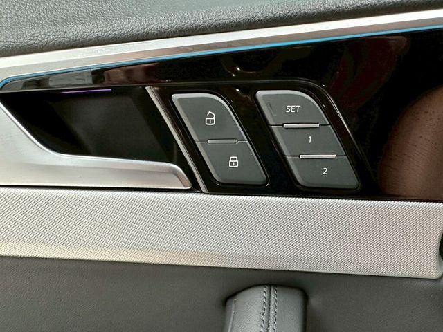 AUDI奧迪 A4  第18張相片