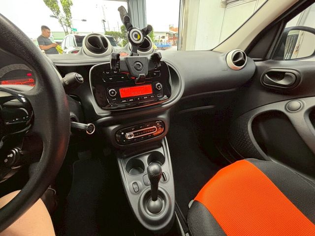 SMART斯麥特 FORFOUR  第12張相片