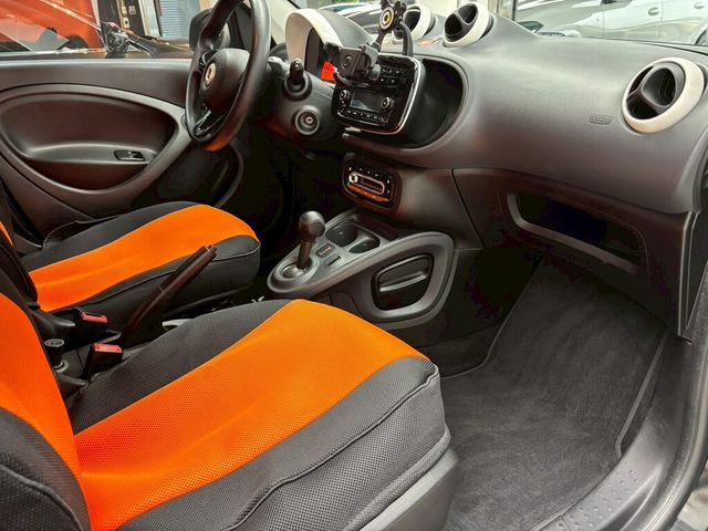 SMART斯麥特 FORFOUR  第15張相片
