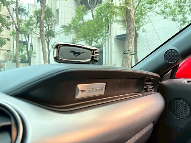 FORD福特 MUSTANG  第9張相片
