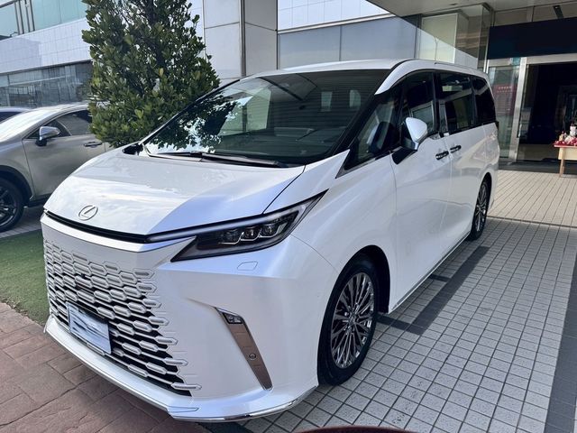 LEXUS凌志 LM350H  第1張相片