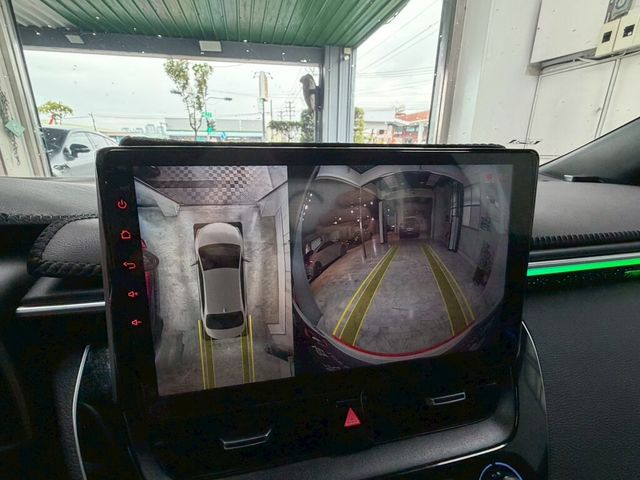 TOYOTA豐田 ALTIS  第15張相片