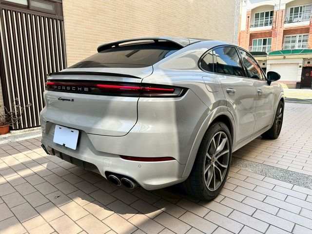 PORSCHE保時捷 CAYENNE  第2張相片