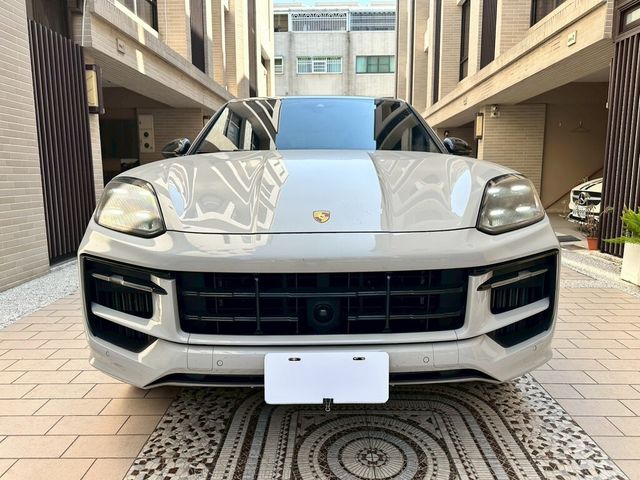 PORSCHE保時捷 CAYENNE  第3張相片