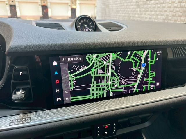 PORSCHE保時捷 CAYENNE  第11張相片