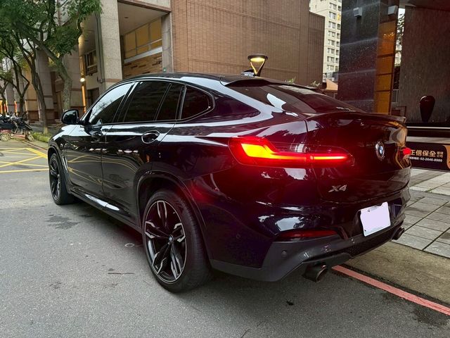BMW寶馬 X4 XDRIVE30I  第7張相片