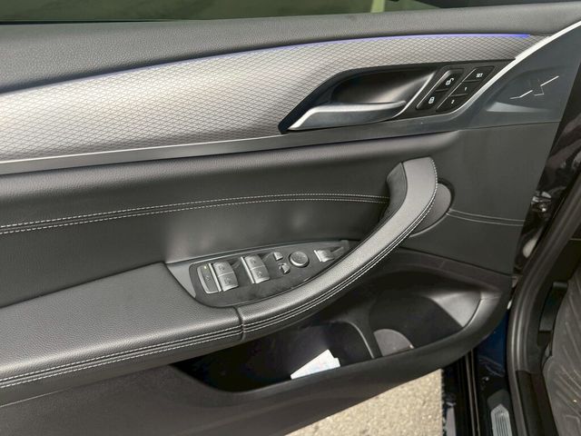 BMW寶馬 X4 XDRIVE30I  第15張相片