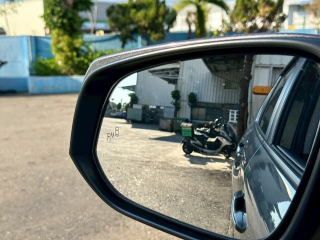 TOYOTA豐田 RAV4  第12張相片