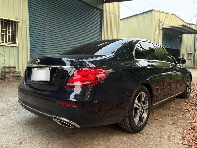 M-BENZ賓士 E200  第2張相片