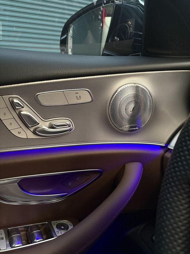 M-BENZ賓士 E200  第11張相片