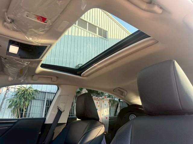 LEXUS凌志 ES200  第11張相片