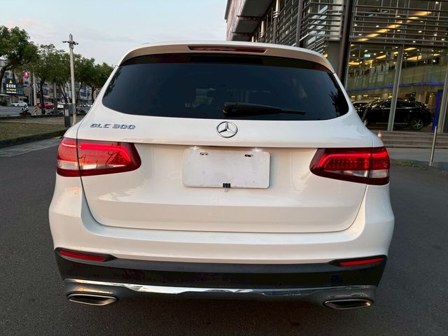 M-BENZ賓士 GLC300  第3張相片