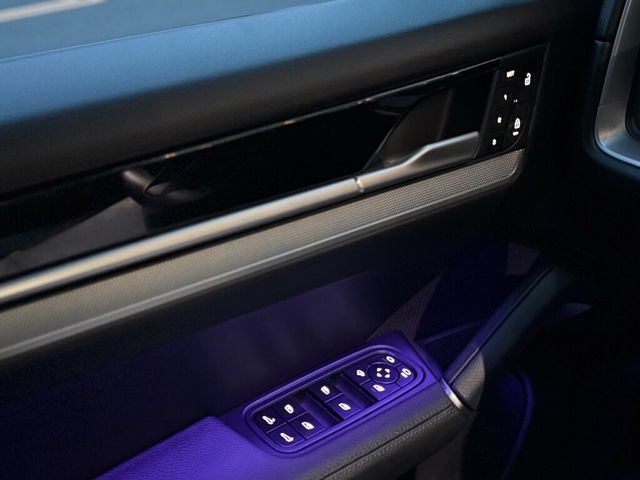 PORSCHE保時捷 CAYENNE  第12張相片