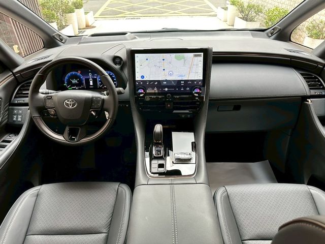 TOYOTA豐田 ALPHARD  第5張相片