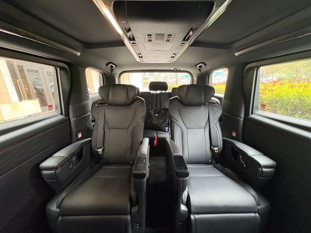 TOYOTA豐田 ALPHARD  第7張相片