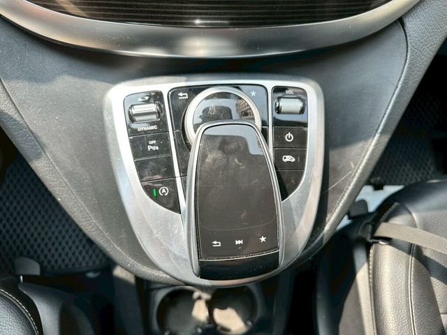 M-BENZ賓士 V220 D  第15張相片