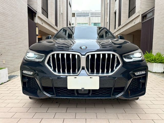 BMW寶馬 X6 XDRIVE40I  第3張相片