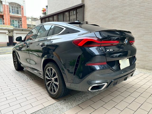 BMW寶馬 X6 XDRIVE40I  第6張相片