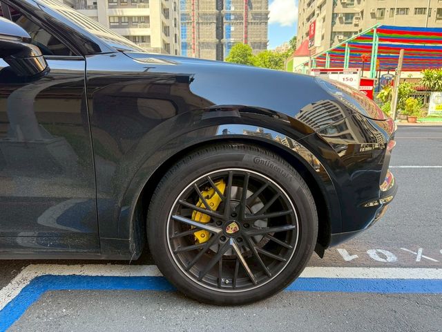 PORSCHE保時捷 CAYENNE  第5張相片