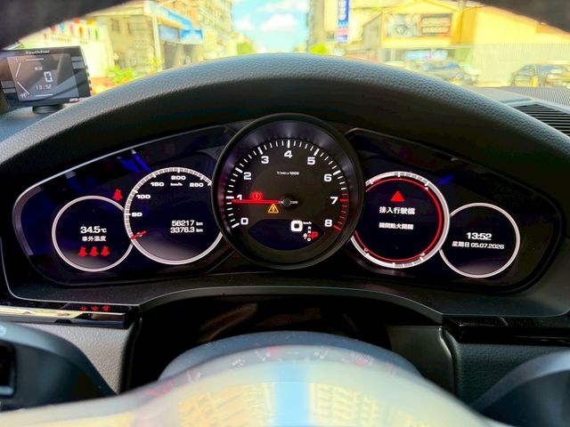 PORSCHE保時捷 CAYENNE  第8張相片