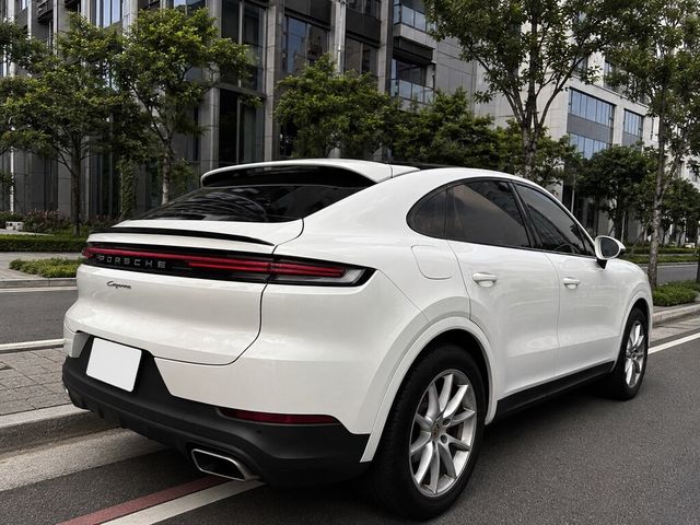 PORSCHE保時捷 CAYENNE  第5張相片