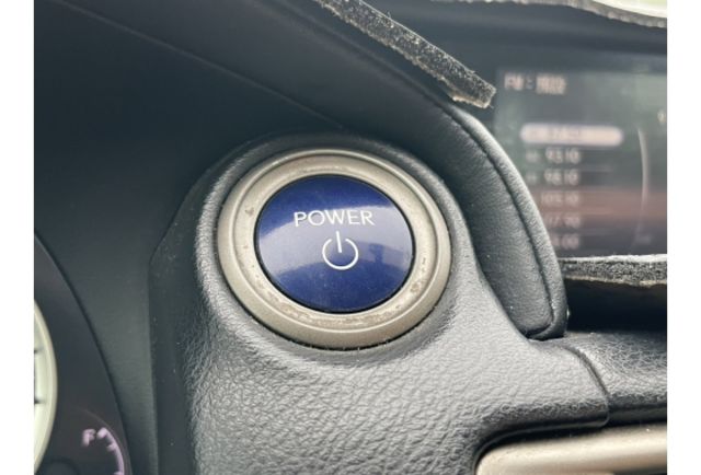 2014 LEXUS IS300H 2.5 豪華版  第11張相片