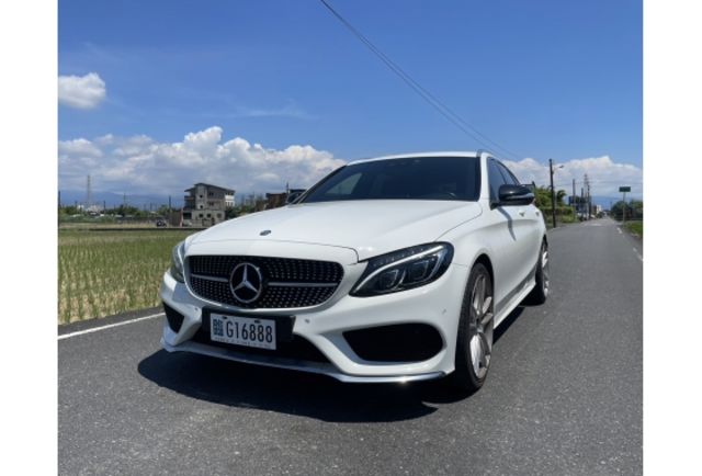 2014 BENZ C200 AMG五門掀背車  第2張相片