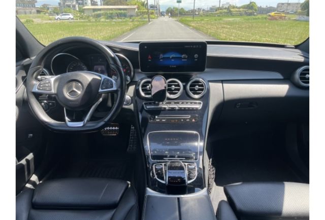 2014 BENZ C200 AMG五門掀背車  第10張相片