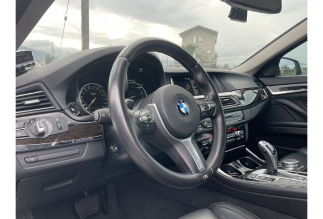 2016 BMW 528I Luxury  第7張相片