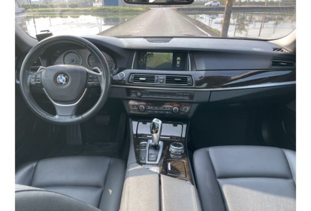 2013 BMW 520I  第9張相片