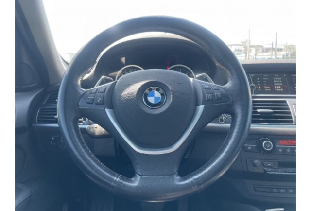 2012 BMW X6 35I 豪華版  第8張相片