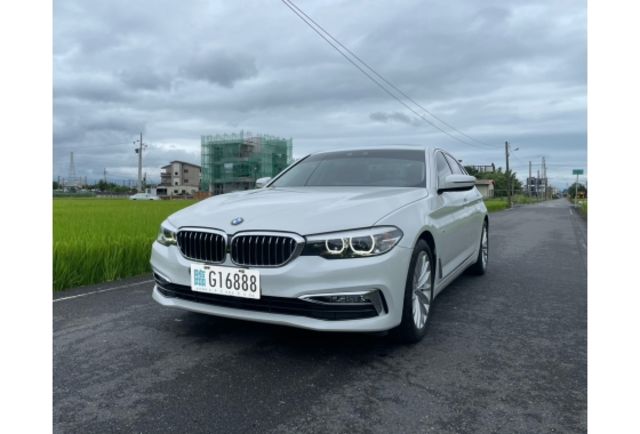 2017 BMW 530I 白金旗艦  第2張相片