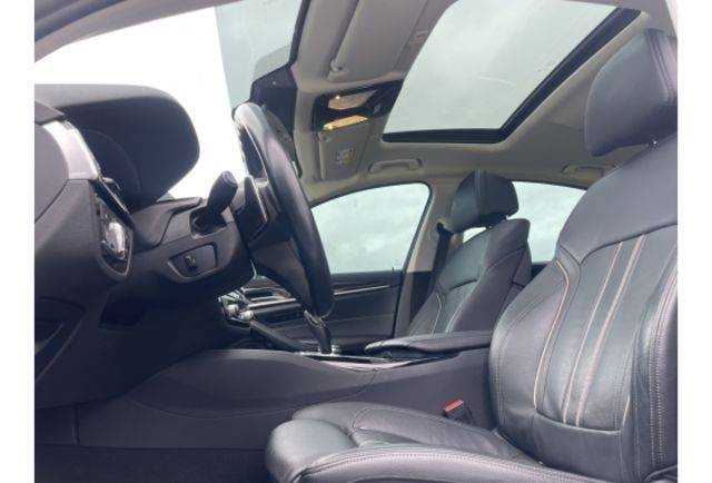 2017 BMW 530I 白金旗艦  第7張相片