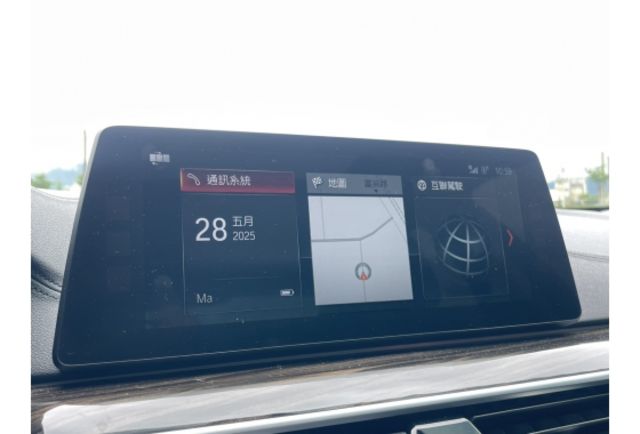 2017 BMW 530I 白金旗艦  第12張相片