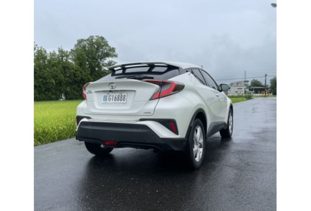 2018 TOYOTA CHR 尊絕版  第4張相片
