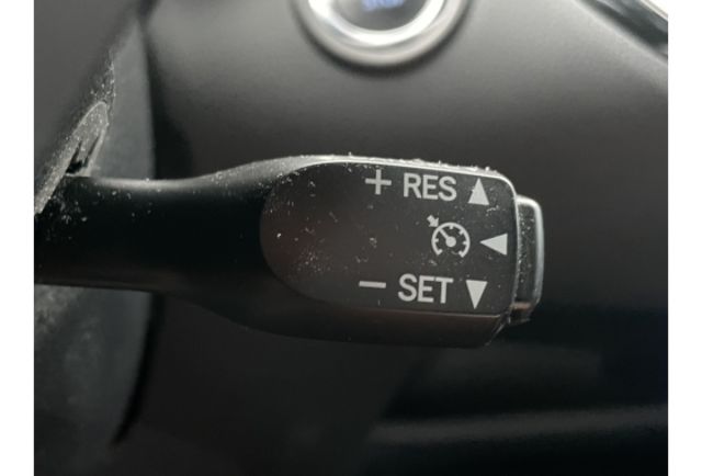 2018 TOYOTA CHR 尊絕版  第9張相片