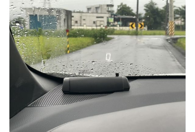 2018 TOYOTA CHR 尊絕版  第13張相片