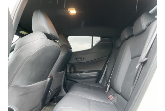 2018 TOYOTA CHR 尊絕版  第15張相片