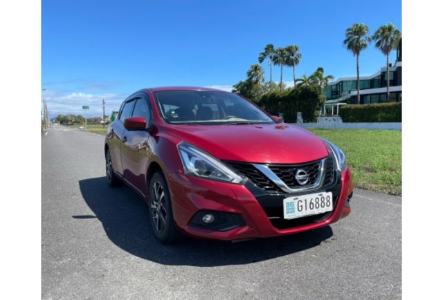 Nissan TIIDA  第1張相片