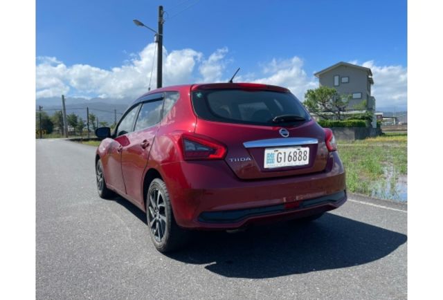 Nissan TIIDA  第3張相片