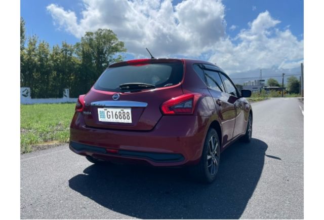 Nissan TIIDA  第4張相片