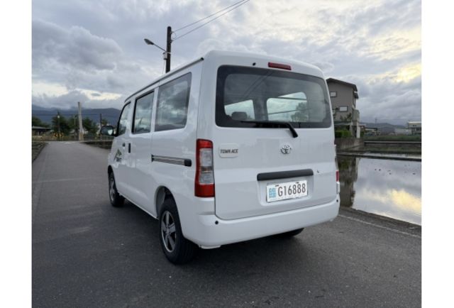全新車 2025 TOWN ACE  第3張相片