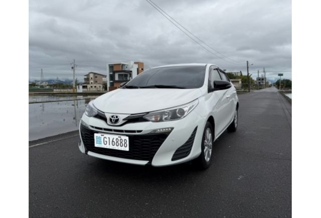 2018 YARIS 豪華版  第2張相片