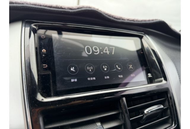 2018 YARIS 豪華版  第9張相片