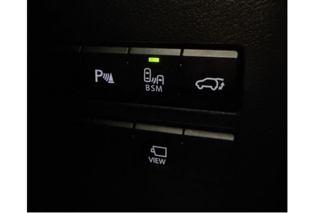 2015 NX300h F Sport版  第16張相片