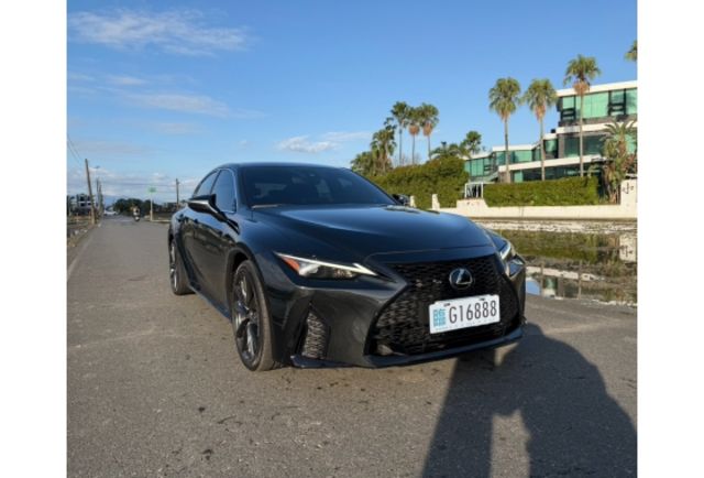 2023 LEXUS IS300H 油電版.原鈑件  第1張相片